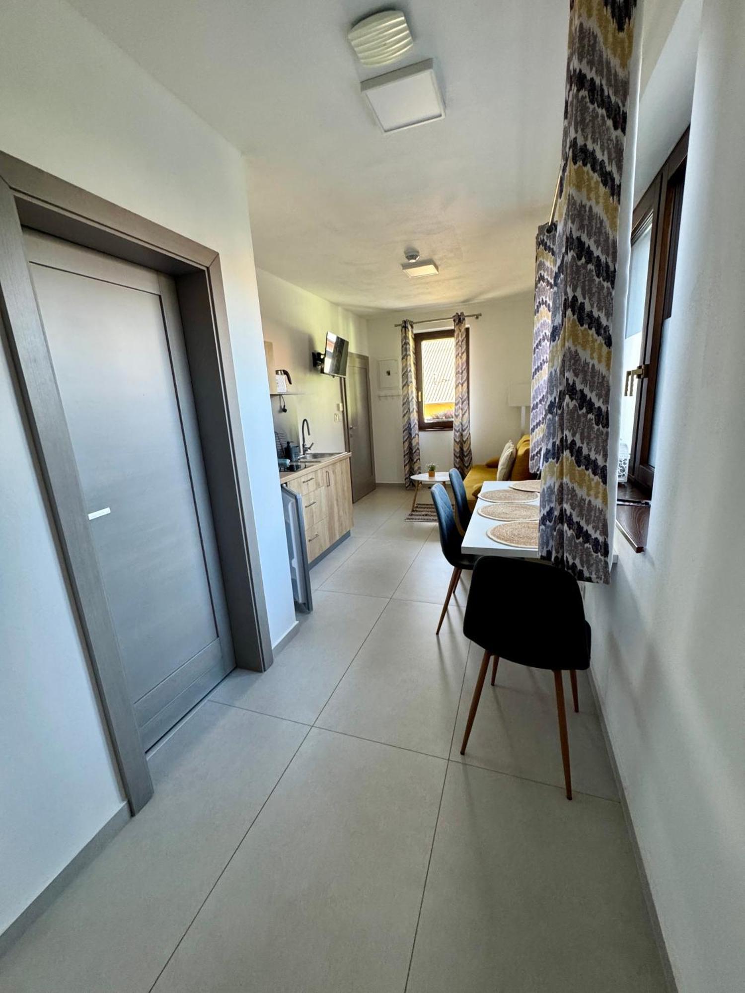 Apartmany Tamka ヴルボフ エクステリア 写真