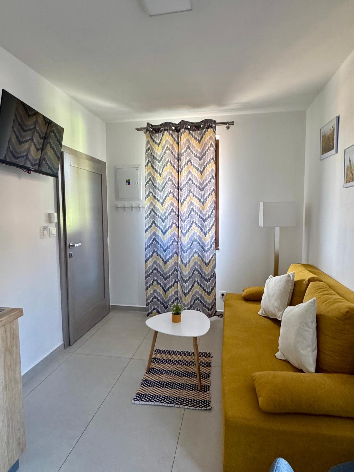 Apartmany Tamka ヴルボフ エクステリア 写真