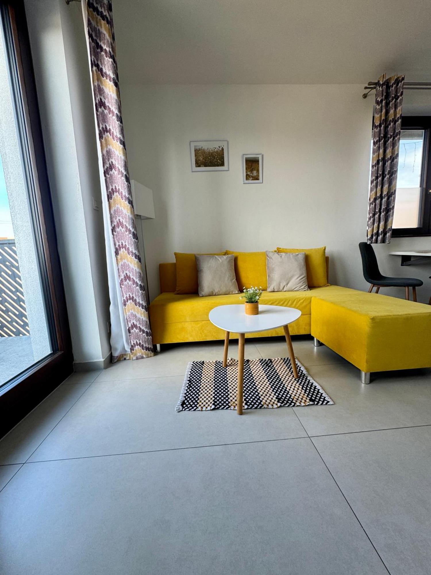 Apartmany Tamka ヴルボフ エクステリア 写真